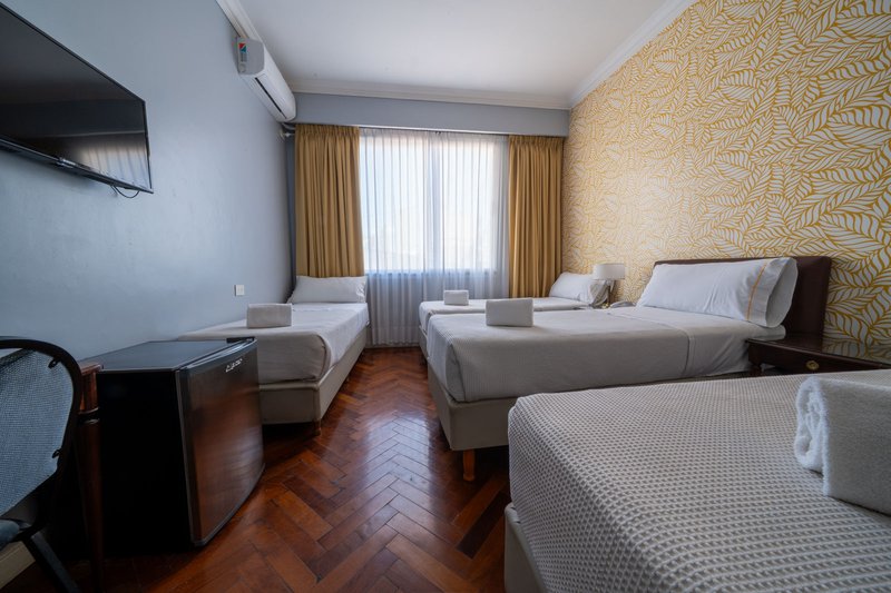 Habitación Cuádruple - Hotel Regis